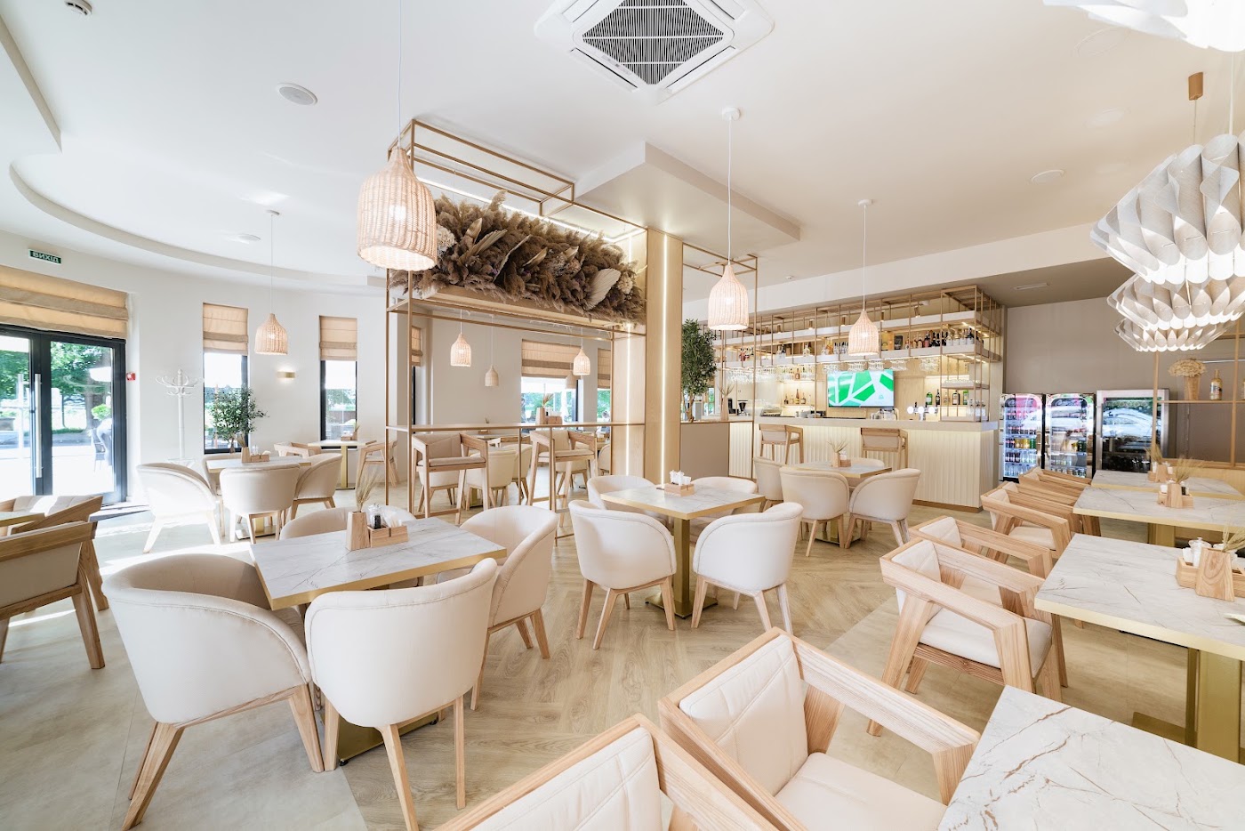 Липа — Restaurant